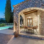 Luxury Ora I *