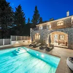 Villa Luxury Ora I *