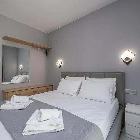 Luxury Ora I Αγία Ευφημία