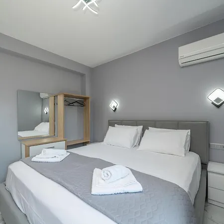 Luxury Ora I Βίλα