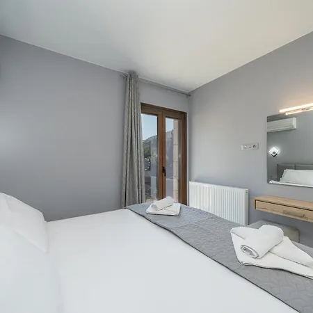 Luxury Ora I