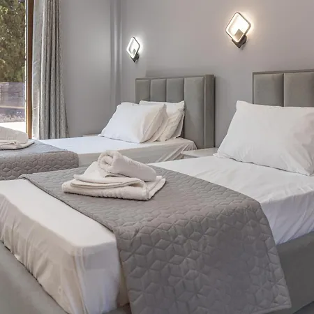 Luxury Ora I * Αγία Ευφημία