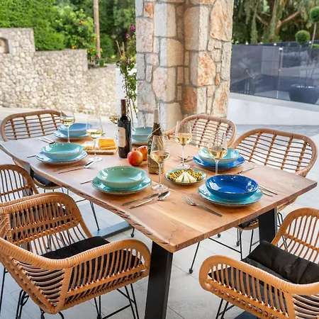 Luxury Ora I Αγία Ευφημία