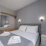 Luxury Ora I Agia Efimia