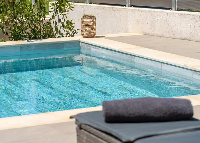 Luxury Ora I Βίλα