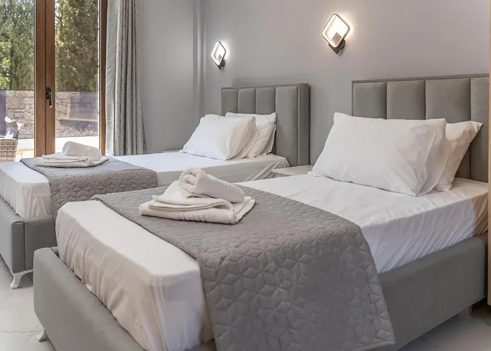 Luxury Ora I * Αγία Ευφημία