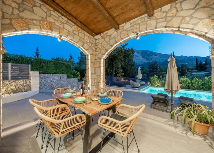 Luxury Ora I Αγία Ευφημία